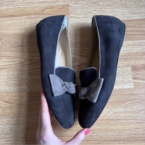 Ugg: Women's Sherpa Lined Tan and Gray Slip On Suede Bow Loafers Size 10 - Picture 3 of 12